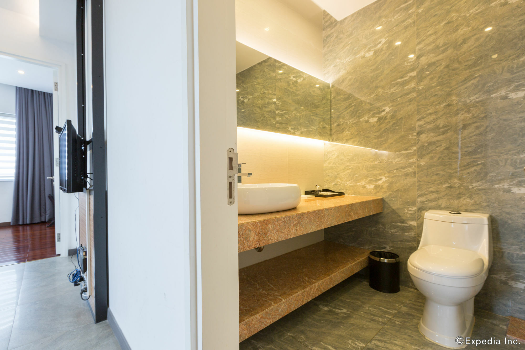Charm Suite Residence Saigon Ho-Chi-Minh-Stadt Exterior foto