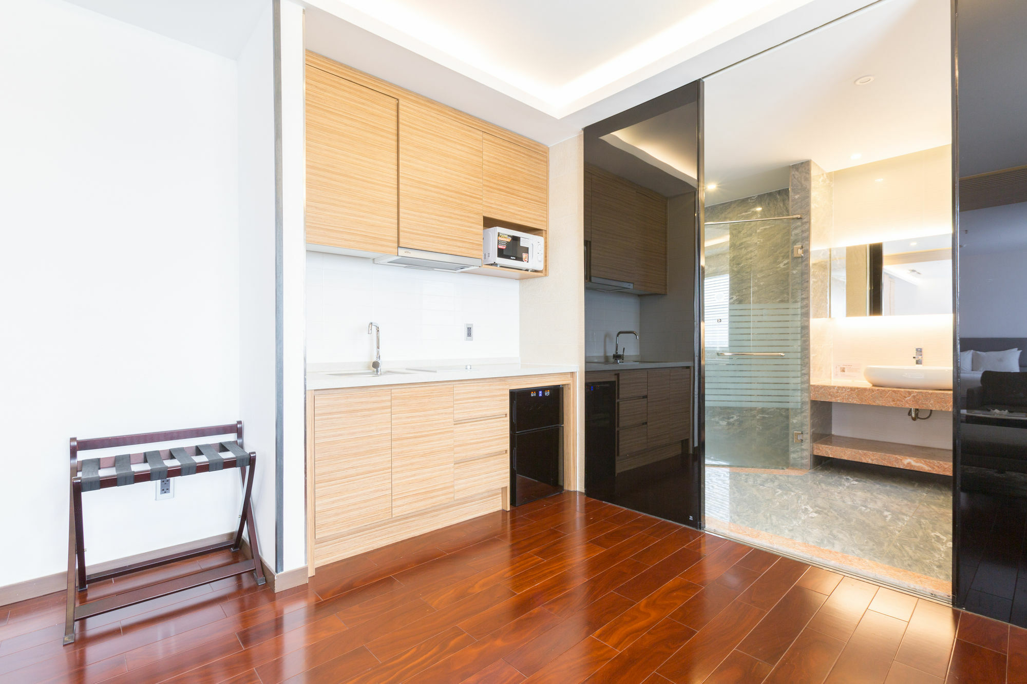 Charm Suite Residence Saigon Ho-Chi-Minh-Stadt Exterior foto